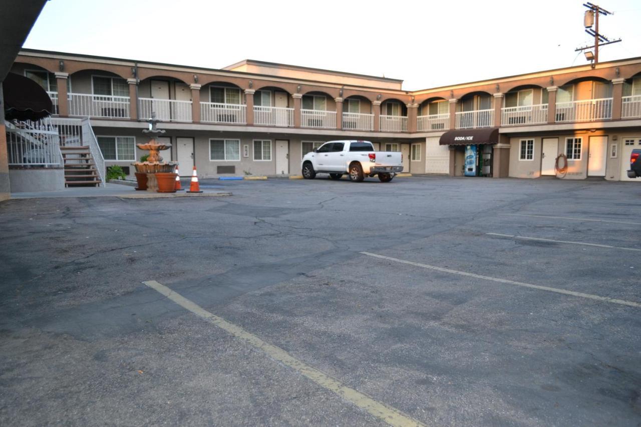 Bell Gardens Inn Los Angeles - Bell Gardens Buitenkant foto